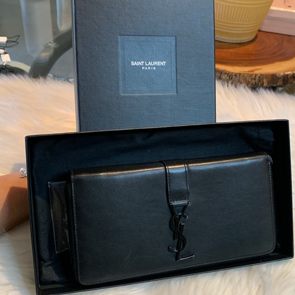 Saint Laurent Classic Monogram Zip Around Wallet Leather - Picture 17 of 17